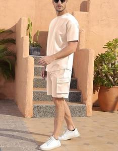 Sweat-shirt unisexe surdimensionné à motif de broderie avec impression personnalisée Logo à manches longues de couleur unie pour hommes, sweat-shirt ras du cou et short lourd pour hommes - Product Image 4