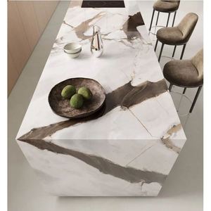 Plans de travail personnalisés pour cuisines et salles de bain en porcelaine et pierre naturelle - Carrara Calacata, tailles préfabriquées pour projets hôteliers - Product Image 2
