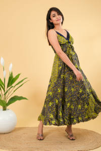 Robe en soie Maxi col V sans manches mode été licou fente soie dos nu bohème impression longue robe femme Sexy Maxi robe - Product Image 4