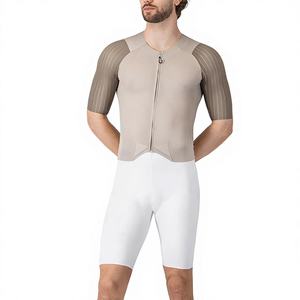 Ensemble de vêtements de cyclisme professionnel pour hommes, léger, à séchage rapide, maillot et short de vélo de route, ensemble de vêtements de cyclisme personnalisés - Product Image 1