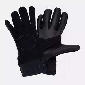 Gants de football gaélique GAA personnalisables avec logo 2026, en latex allemand noir léger - Product Image 1