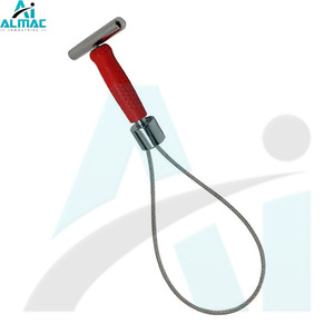 ที่ดักหมูขนาดเล็ก almac สำหรับการจัดการที่ปลอดภัยของลูกหมูถูกออกแบบมาเพื่อการควบคุมที่ง่ายและการยึดเกาะที่สะดวกสบายในการจัดการปศุสัตว์ - Product Image 4