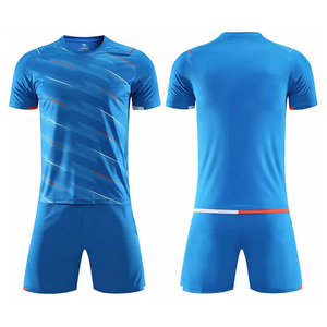 Uniformes de Fútbol Unisex para Adultos, Transpirables, 100% Poliéster, Sublimación Personalizada OEM, Ropa Deportiva de Secado Rápido para Equipos de Fútbol - Product Image 3