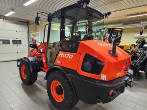 รถตักล้อยางดีเซล Kubota WL38 ปี 2018 พร้อมปั๊มไฮดรอลิก Eaton แบริ่งรถตักขนาดเล็ก ประสิทธิภาพสูง รับประกัน 1 ปี - Product Image 2