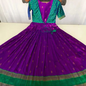 Style traditionnel indien dernière robe de mariée prête à l'emploi ensemble tissu de soie fantaisie travail pour la fête vêtements ethniques le plus à la mode - Product Image 1