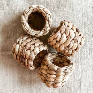 Servilleteros de jacinto de agua modernos, juego de anillos de soporte de mimbre natural tejido a mano para bodas, eventos, fiestas, servilletas de comedor - Product Image 1