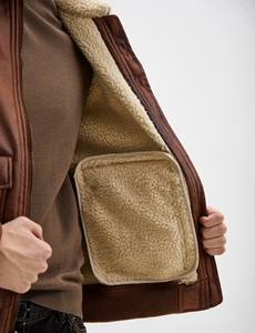 Vestes décontractées pour hommes en cuir avec contour et tissu intérieur doux assurant une apparence lisse et détendue - Product Image 4