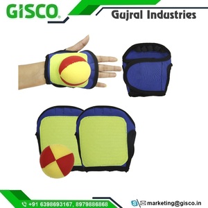 Ultimate Protection Kids' Trainer Aircraft Glove Set Nueva condición con gancho para juegos y entrenamiento - Product Image 1