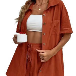 Conjunto de 2 piezas al por mayor de alta calidad, chándales de mujer de diseño elegante de tendencia, chándales ligeros de algodón 100% - Product Image 1