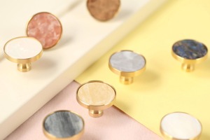 Perilla de resina de diseño para armarios, cajones y puertas, manija decorativa única para muebles de decoración del hogar y necesidades de estilo interior - Product Image 3