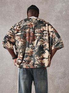 เสื้อยืดโอเวอร์ไซส์ทรงครอป ผ้าคอตตอน 100% หนัก 300 กรัม เป็นมิตรต่อสิ่งแวดล้อม ระบายอากาศได้ดี พร้อมสกรีนลายตามสั่ง - Product Image 4