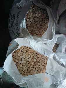 Prix de gros Agate fait à la main ARTISANAT Taille personnalisable Logo Os naturel incrustation Blancs Boutons Style Animal Boutons faits à la main - Product Image 3