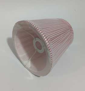 Pantalla de lámpara Empire con bordado de tela de primera calidad Mejora el ambiente con una artesanía elegante adecuada para lámparas LED de escritorio y de mesa - Product Image 2