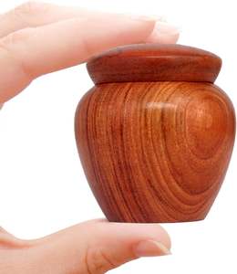 Petite urne pour cendres humaines ou d'animaux domestiques Petite crémation commémorative Mini palissandre Mini partage Urne funéraire personnelle Cendres commémoratives en bois - Product Image 5