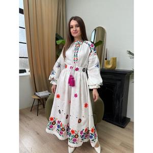 Vestido Midi Blanco de Punto Bordado con Estampado Floral Colorido, Estilo Bohemio Étnico, Manga Larga, con Cinturón, Natural y Ecológico para Mujer - Product Image 1