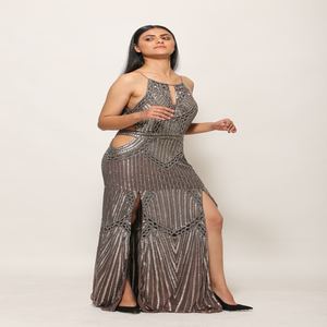 Robe de soirée de luxe brodée en gros avec appliques en dentelle |   Robe longue à manches longues pour les cérémonies - Product Image 4