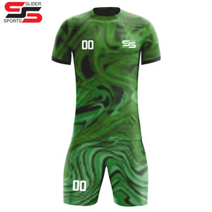 Ensemble de maillots de football avec logo personnalisé pour hommes uniformes sportifs avec kit de football pour vêtements de football - Product Image 5