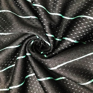 Vente en gros de chemise de basket-ball tendance brodée sur mesure pour hommes maillot de basket-ball rétro en maille personnalisé - Product Image 4