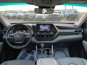 Toyota Highlander XLE Hybrid SUV 2.5L del 2021 usata, fari a LED, 5 posti, climatizzatore automatico, guida a sinistra |   Pronto per l'esportazione - Product Image 3