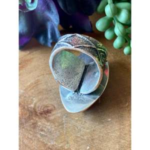 Bague bohème faite à la main par James H. Johnson, incrustation de pierre de buffle blanche naturelle, argent sterling, taille 10,75 - Product Image 5
