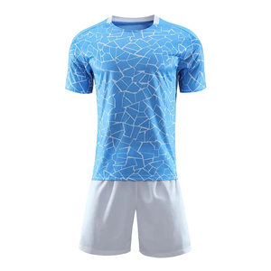 Vêtements de sport pour hommes 100% polyester vente en gros maillot de football à demi-manches chemises et hauts maillot de football costume de football - Product Image 6