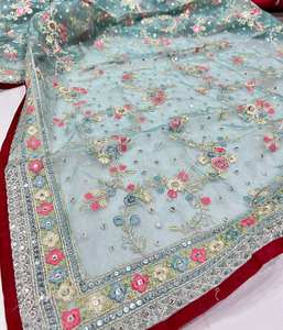 Collection de saris de créateur traditionnel indien avec travail de broderie de séquence en tissu Organza pour les femmes vêtements de fête - Product Image 6