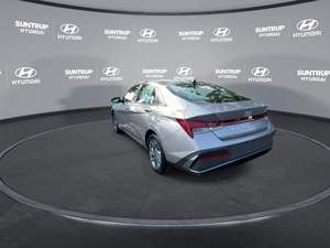 Oferta de Dropshipping de Venta Auténtica para HYUNDAI 2025 ELANTRA. LIMITADO. AUTOMÓVIL SEDÁN HÍBRIDO Ahora Disponible - Product Image 4