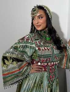 Robes afghanes tendance à prix de gros, logo personnalisé, style indien pakistanais afghan, motifs tribaux vintage, robes de mariée - Product Image 3