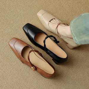 Escarpins chics pour femmes à talon chaton, bout pointu, à enfiler, confortables pour le bureau et le quotidien, talons de soirée avec strass - Product Image 3