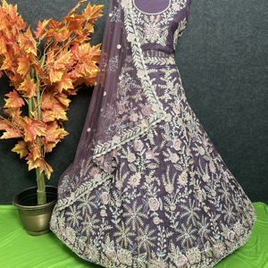 Boda tradicional Lehenga Choli toque moderno bordado fiesta Lehenga verano trabajo pesado red tela Zari lentejuelas listo envío - Product Image 1