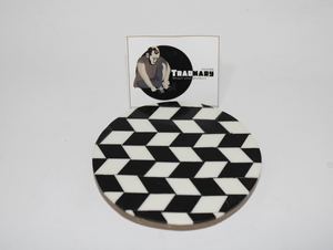 Posavasos de resina Zig Zag Patrón Posavasos de resina con incrustaciones Juego de posavasos de resina Manteles de madera de Tradnary Pvt Ltd - Product Image 2