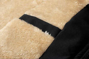 Chaqueta de aventura ligera para todo clima con características ajustables y chaqueta polar de diseño moderno para hombre - Product Image 5