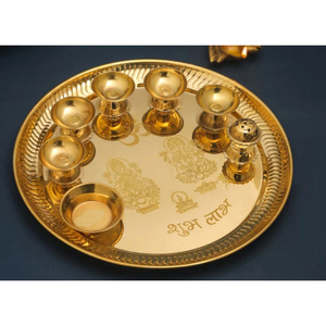 Exclusivo de latón Pooja Thali Set Home Temple Pooja Arti Thali Mandir Ware Artículos decorativos de latón Pooja perfectos para el regalo de Diwali - Product Image 1