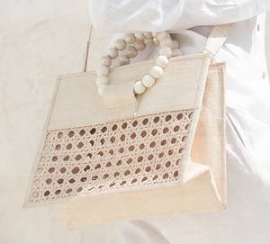 Sac en rotin 2024 best-seller avec poignée en grain de bois fait à la main de fournisseur célèbre - Product Image 2