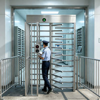 Tourniquet à télécommande, portail battant, passage unique bidirectionnel pleine hauteur pour projets de parkings