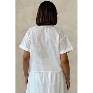 Robes décontractées brodées en gros - Chemises confortables avec broderies accrocheuses - Product Image 1