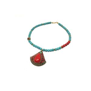Design speciale collana autentica con pietra di corallo naturale turchese e ciondolo afhan