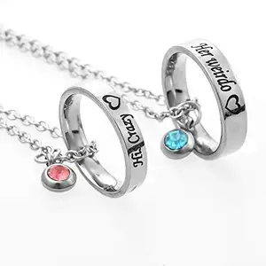 Passende Halsketten für Paare Liebhaber Seine und Ihre Gravierte Strass Ring Anhänger Set Geschenke für Freund Freundin