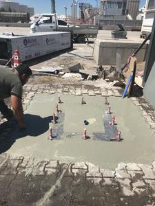 Pantalla de visualización de publicidad LED para exteriores a todo Color con paso de píxeles de 10mm de alto brillo para ascensores de sala de exposiciones de aeropuerto - Product Image 3