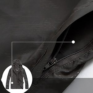Veste d'hiver pour homme à capuche et col montant en toile imperméable, respirante et coupe-vent avec logo frontal et nylon/polyester - Product Image 2