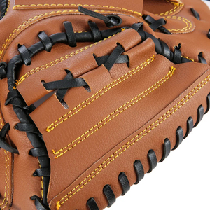 Guante de béisbol de cuero de alta calidad con empuñadura de Palma reforzada ideal para juegos de campo y campo interior diseñado para un rendimiento cómodo - Product Image 4