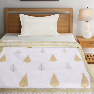 Couvre-lit et Nappe Fleurs Colorées Brodés Main Aari Kantha 100% Coton Duck 150x225cm - Product Image 1