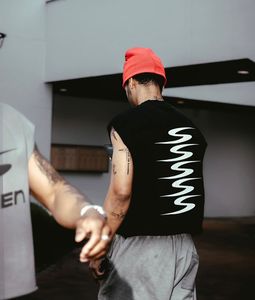 เสื้อยืดผ้าฝ้ายถักนิตติ้งทรงพอดีตัวสไตล์วินเทจแขนสั้นระบายอากาศได้ดีไซส์ใหญ่พิเศษรุ่น INS - Product Image 3