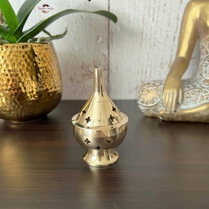 Brûleur d'encens en laiton Design croisé Écologique M R Artisanat Meilleure vente Encensoir Diffuseur Encens indien Utilisation pour la maison et l'hôtel - Product Image 5