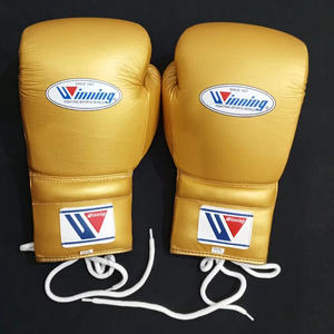 ถุงมือหนัง MMA แบบผูกเชือกสีทอง สำหรับฝึกซ้อมคิกบ็อกซิ่ง ระบายความชื้น ปกป้องนิ้วเต็มรูปแบบ ดีไซน์ปรับแต่งได้ ขนาด 10 ออนซ์ สำหรับใช้งานกลางแจ้ง - Product Image 5