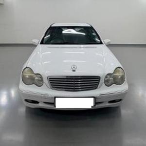 MERCEDES-BENZ Clase C C180 Elegance 2001 USADO, Volante a la Izquierda/Derecha - Product Image 1