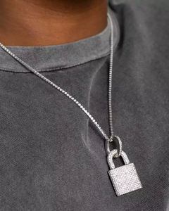 จี้กุญแจเพชรคลาสสิกที่ได้แรงบันดาลใจจากห้องทดลองปลูกด้วยเพชรสีเงินสเตอริ925 - Product Image 3