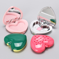 OMI 4g Mini Boîtier Vide Personnalisé pour Poudre Compacte de Maquillage, Forme Cœur Mignonne, avec Boucle, Emballage pour Fard à Joues, Miroir et Trou pour Porte-clés
