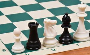 Jeu d'échecs en plastique léger de la série Premium Club pour les clubs et les tournois au meilleur prix - Product Image 6