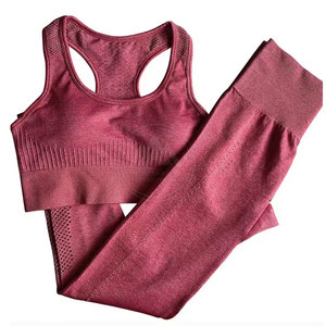 Ensemble de yoga personnalisé de haute qualité pour femmes quantité minimale de commande bas motif solide vêtements de fitness grande taille à la mode vêtements serrés - Product Image 6